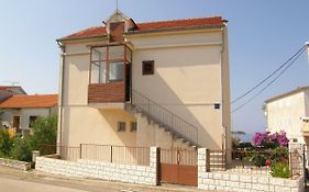 Apartments Guzela