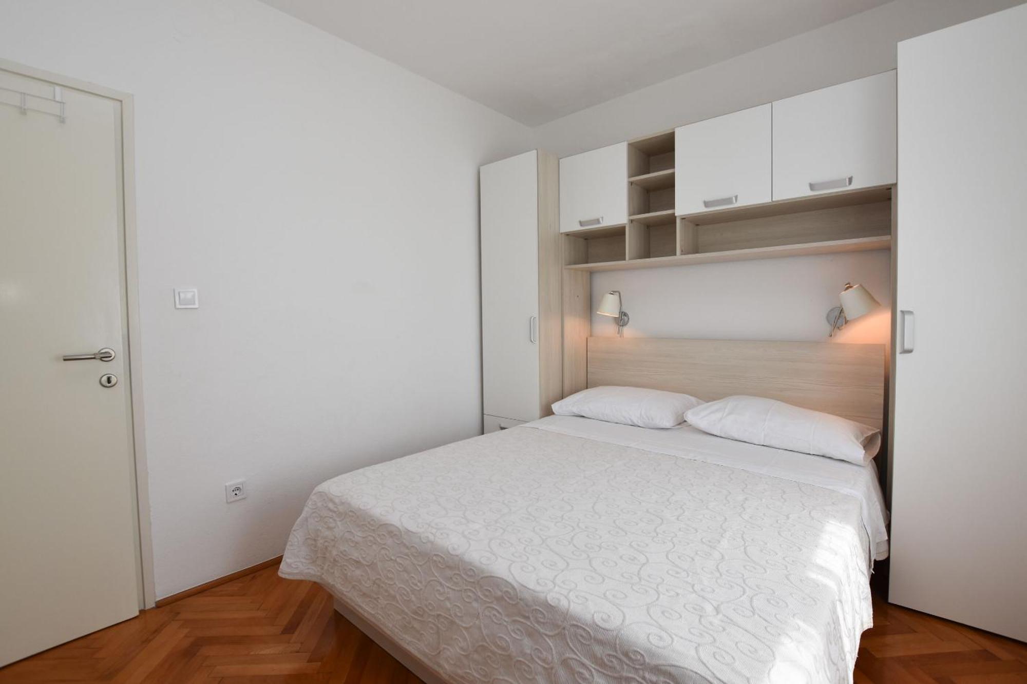 Apartments Guzela Primošten Pokoj fotografie